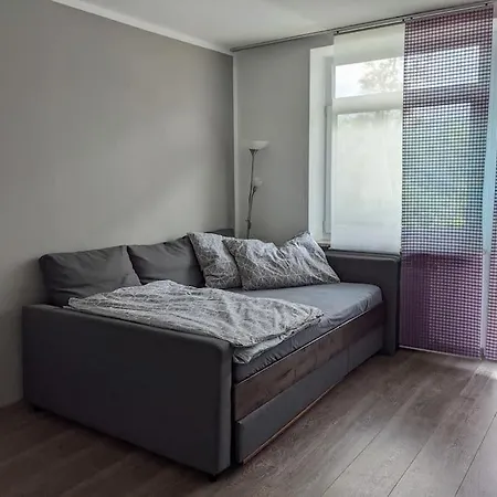 Schoene Mit Terrasse, Garten Und-pool Тальгау